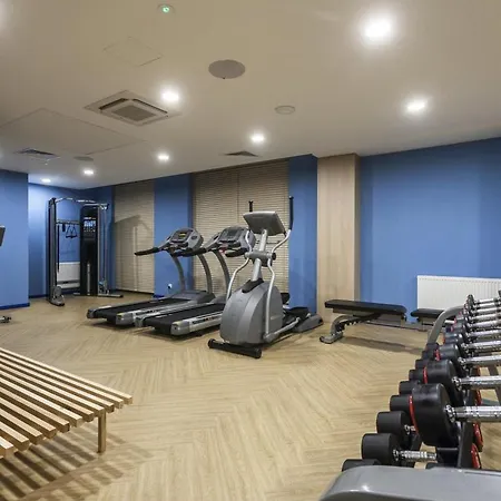 Z Basenem & - Srodmiescie - Stare *