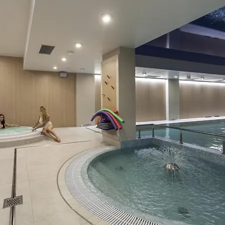 Z Basenem & - Srodmiescie - Stare *